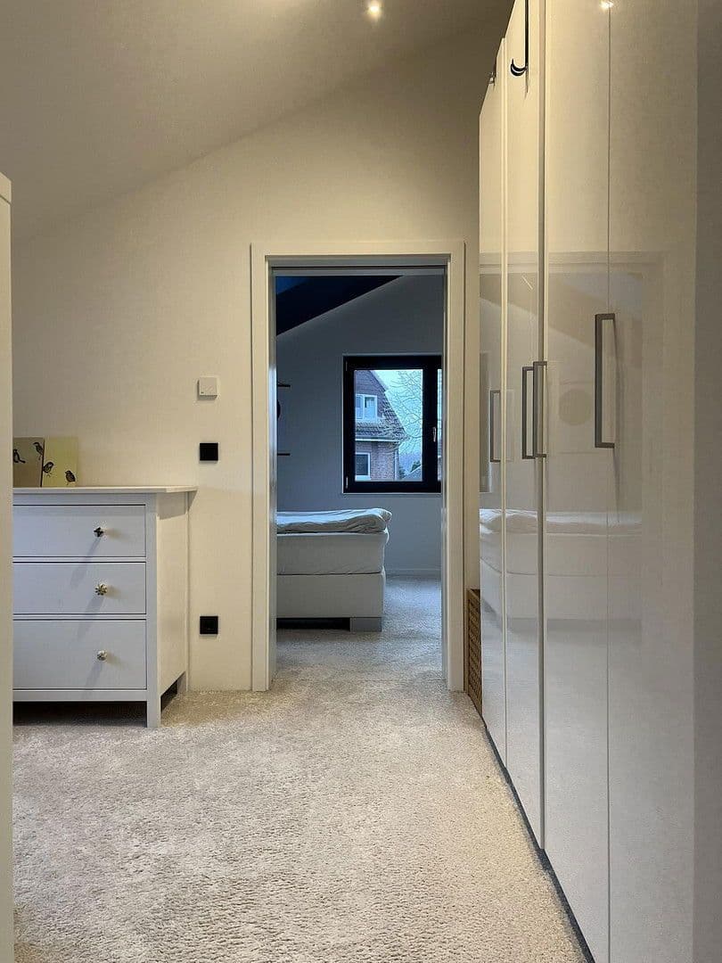 Prodej domu 171 m², pozemek 689 m², Schwarzenbek, Šlesvicko-Holštýnsko Prodej domu 171 m², pozemek 689 m², Schwarzenbek, Šlesvicko-Holštýnsko