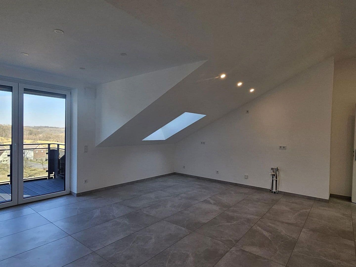 Pronájem bytu 2+1 68 m², Büscherhof 13b, Waldbröl, Severní Porýní-Vestfálsko Pronájem bytu 2+1 68 m², Büscherhof 13b, Waldbröl, Severní Porýní-Vestfálsko