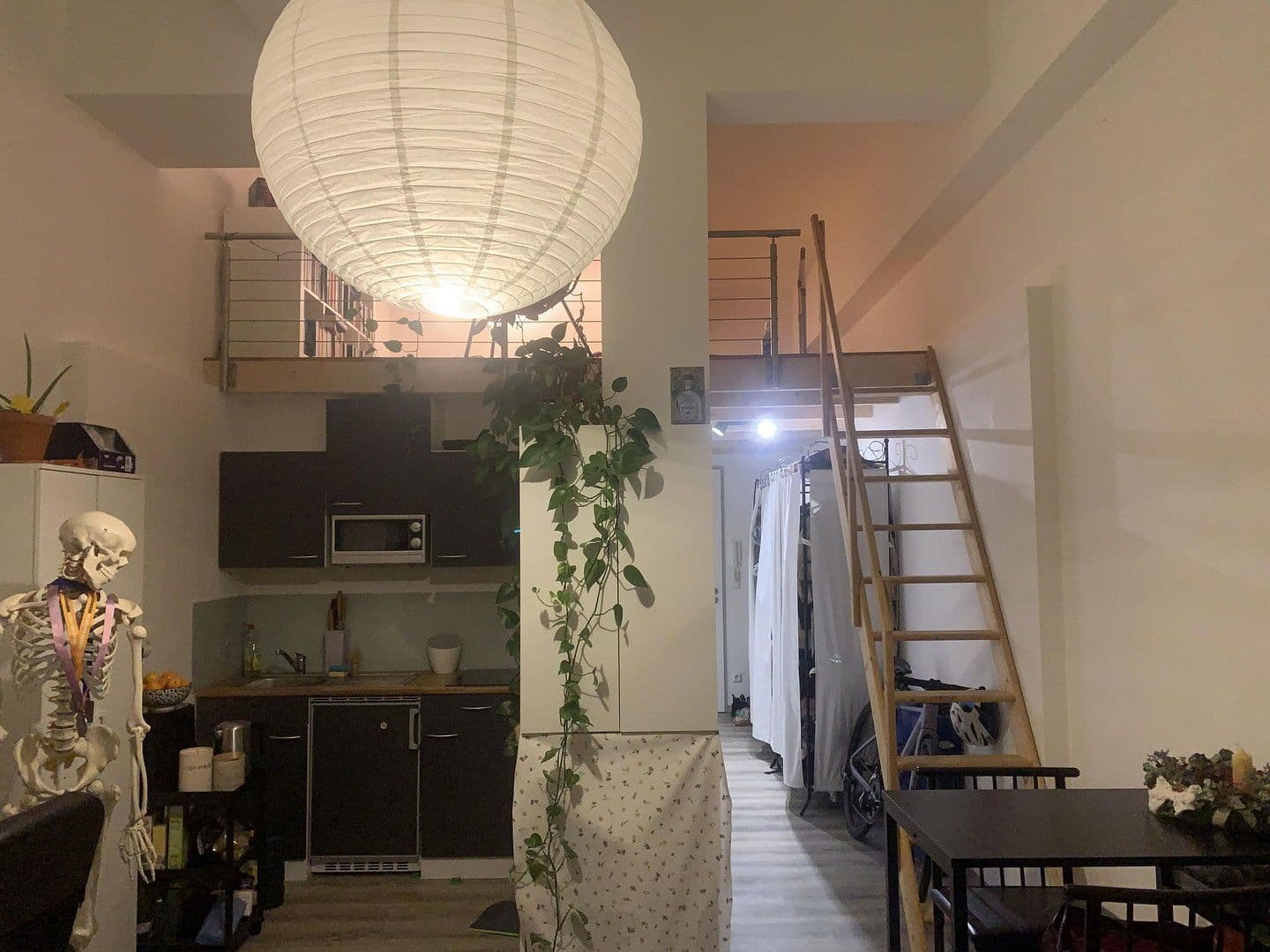 Pronájem bytu 1+1 44 m², Lange Straße 13, Osnabrück, Dolní Sasko Pronájem bytu 1+1 44 m², Lange Straße 13, Osnabrück, Dolní Sasko