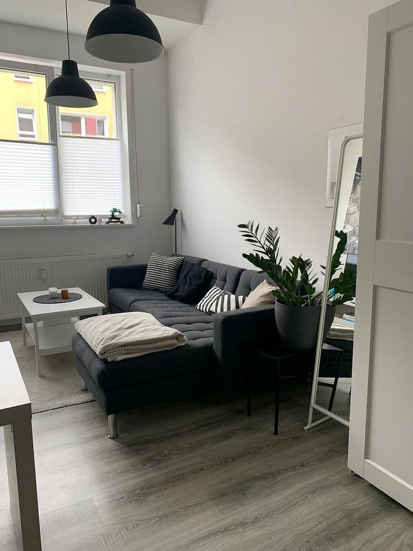 Pronájem bytu 1+1 44 m², Lange Straße 13, Osnabrück, Dolní Sasko Pronájem bytu 1+1 44 m², Lange Straße 13, Osnabrück, Dolní Sasko