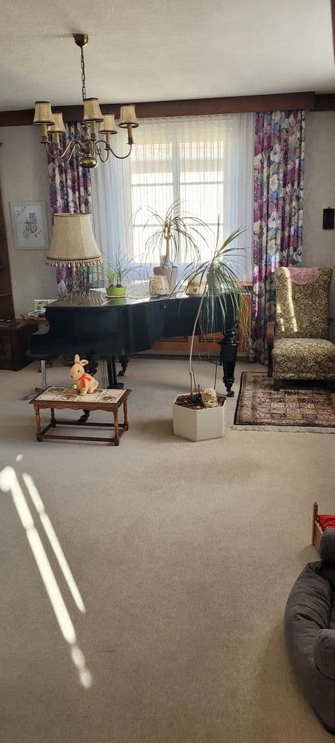 Prodej domu 210 m², pozemek 605 m², Weitraerstrasse 10, Gmünd, Dolní Rakousko Prodej domu 210 m², pozemek 605 m², Weitraerstrasse 10, Gmünd, Dolní Rakousko