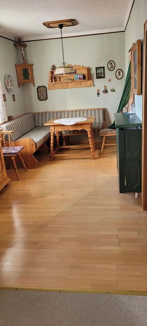 Prodej domu 210 m², pozemek 605 m², Weitraerstrasse 10, Gmünd, Dolní Rakousko Prodej domu 210 m², pozemek 605 m², Weitraerstrasse 10, Gmünd, Dolní Rakousko