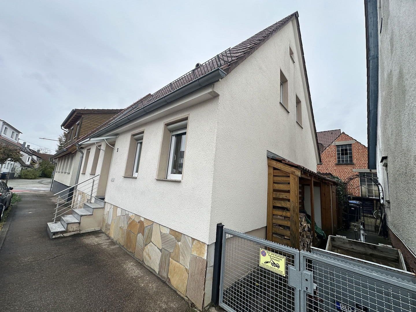 Prodej domu 110 m², pozemek 173 m², Eisingen, Bádensko-Württembersko Prodej domu 110 m², pozemek 173 m², Eisingen, Bádensko-Württembersko