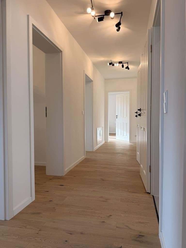 Prodej bytu 4+kk 104 m², Seukendorf, Bavorsko Prodej bytu 4+kk 104 m², Seukendorf, Bavorsko