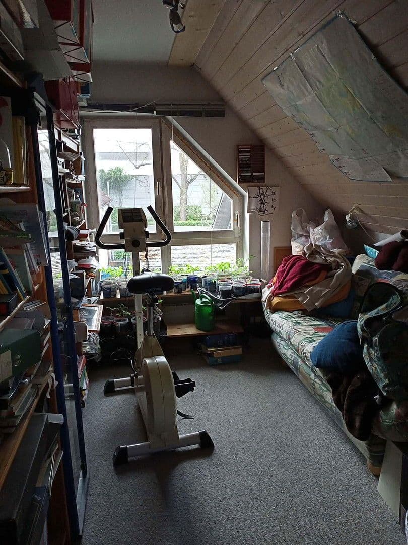 Prodej domu 168 m², pozemek 262 m², Sindelfingen, Bádensko-Württembersko Prodej domu 168 m², pozemek 262 m², Sindelfingen, Bádensko-Württembersko