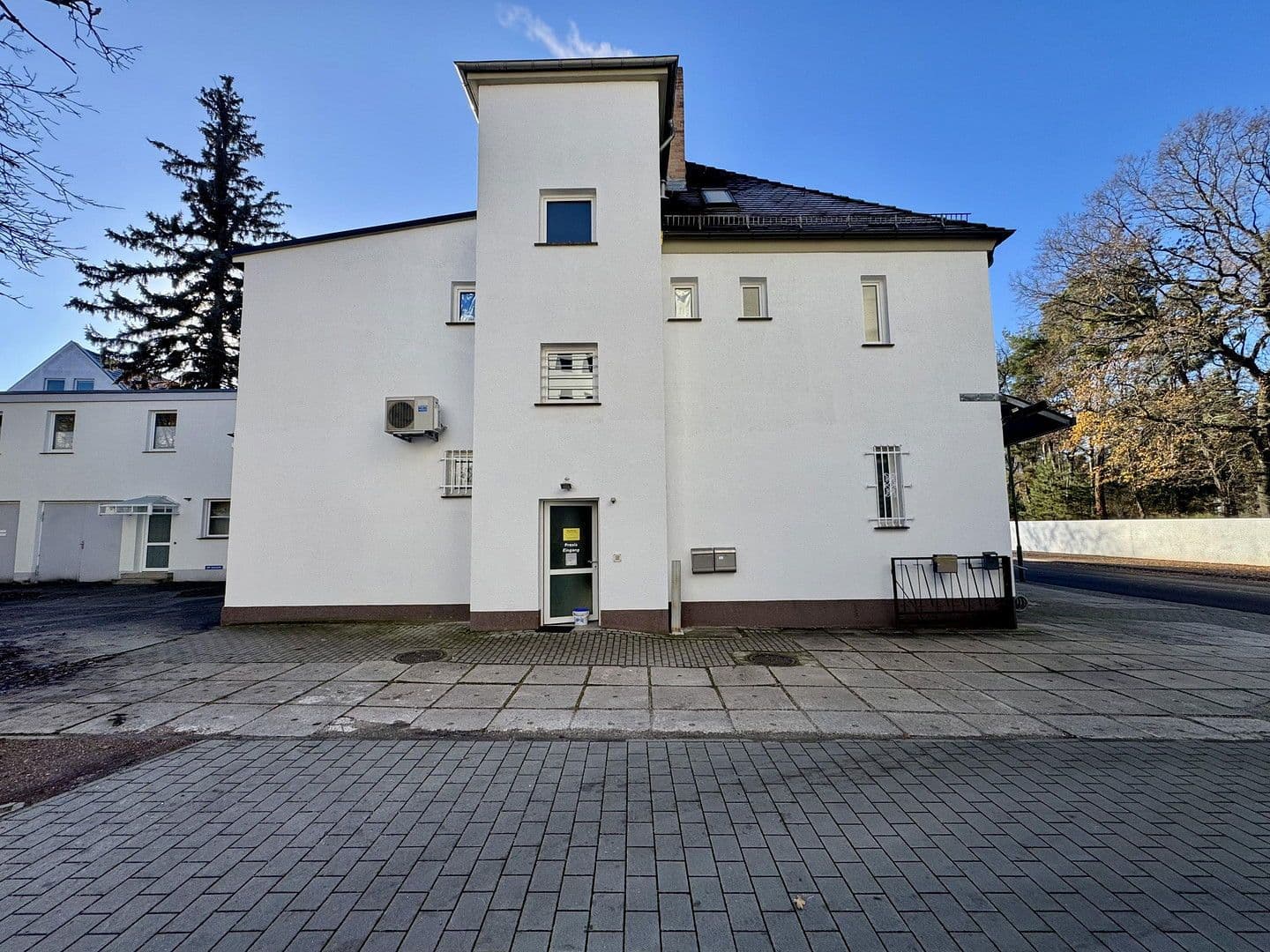 Prodej domu 480 m², pozemek 400 m², Ziebigker Straße 58, Dessau-Rosslau, Sasko-Anhaltsko Prodej domu 480 m², pozemek 400 m², Ziebigker Straße 58, Dessau-Rosslau, Sasko-Anhaltsko