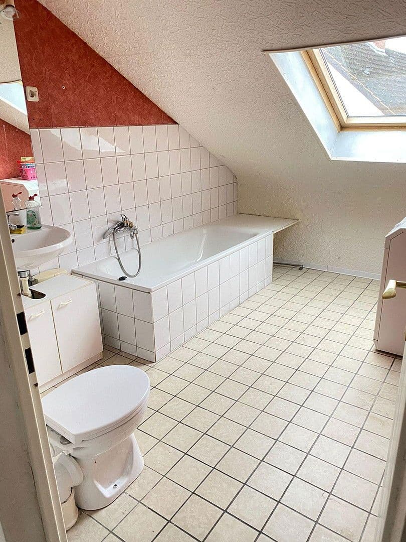 Pronájem bytu 1+1 55 m², Im Schacht 6-8, Saarbrücken, Země Sársko Pronájem bytu 1+1 55 m², Im Schacht 6-8, Saarbrücken, Země Sársko