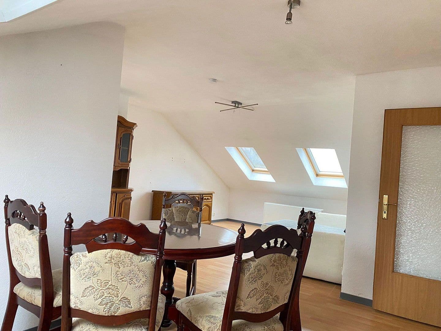 Pronájem bytu 1+1 55 m², Im Schacht 6-8, Saarbrücken, Země Sársko Pronájem bytu 1+1 55 m², Im Schacht 6-8, Saarbrücken, Země Sársko