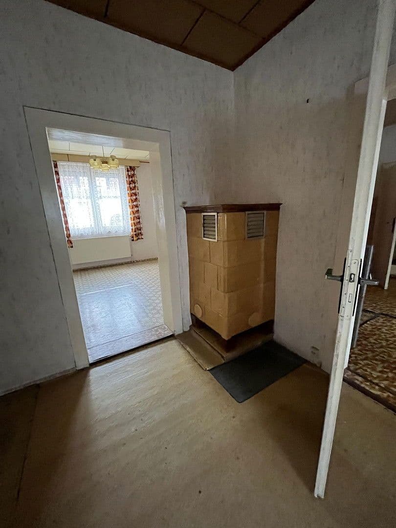 Prodej domu 121 m², pozemek 270 m², Kreuzbergstraße 39, Dessau-Rosslau, Sasko-Anhaltsko Prodej domu 121 m², pozemek 270 m², Kreuzbergstraße 39, Dessau-Rosslau, Sasko-Anhaltsko