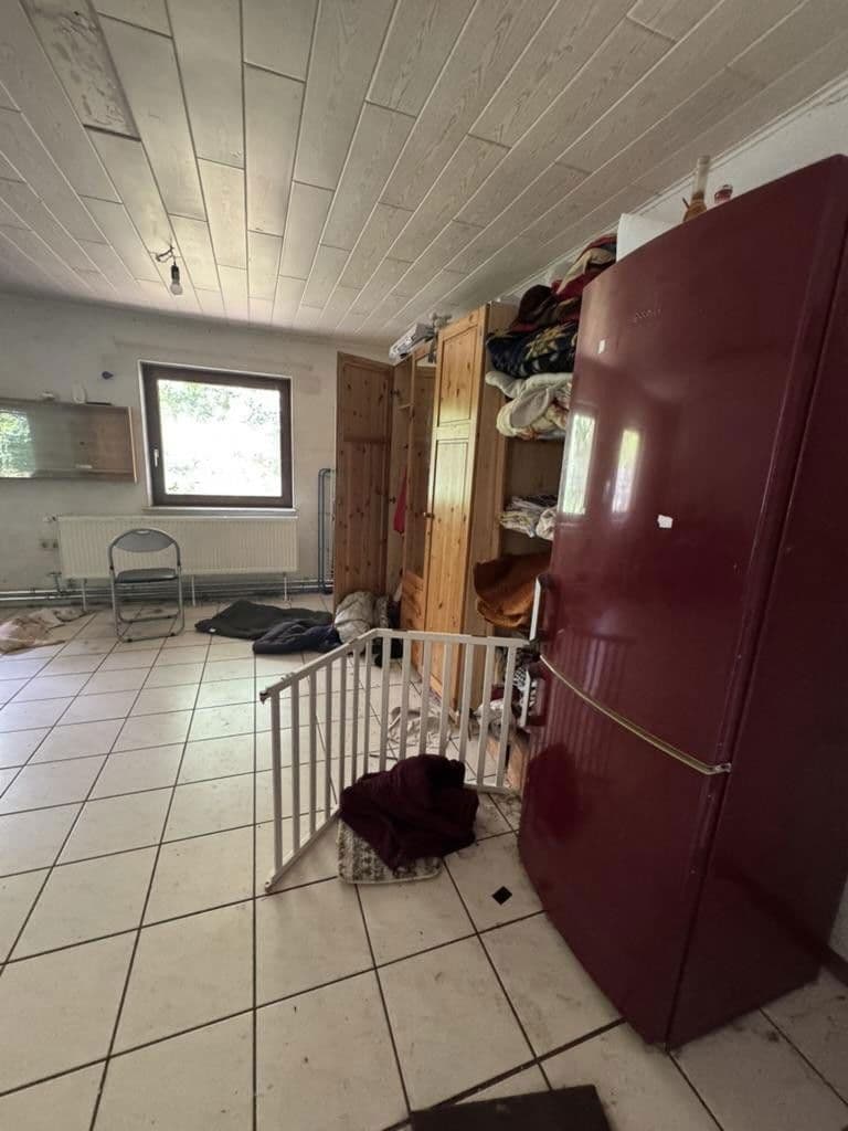 Prodej domu 120 m², pozemek 9.500 m², Königendorferstr. 85, Dessau-Rosslau, Sasko-Anhaltsko Prodej domu 120 m², pozemek 9.500 m², Königendorferstr. 85, Dessau-Rosslau, Sasko-Anhaltsko