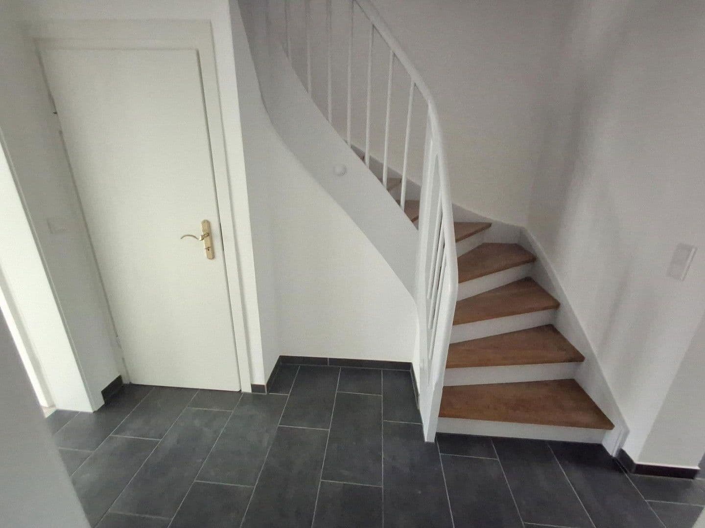 Prodej domu 105 m², pozemek 265 m², Ingolstadt, Bavorsko Prodej domu 105 m², pozemek 265 m², Ingolstadt, Bavorsko