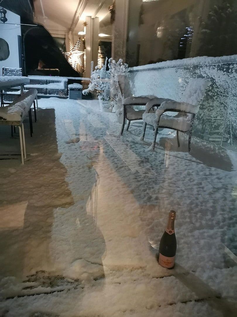 Prodej domu 493 m², pozemek 1.531 m², Glashütten, Hessen Prodej domu 493 m², pozemek 1.531 m², Glashütten, Hessen