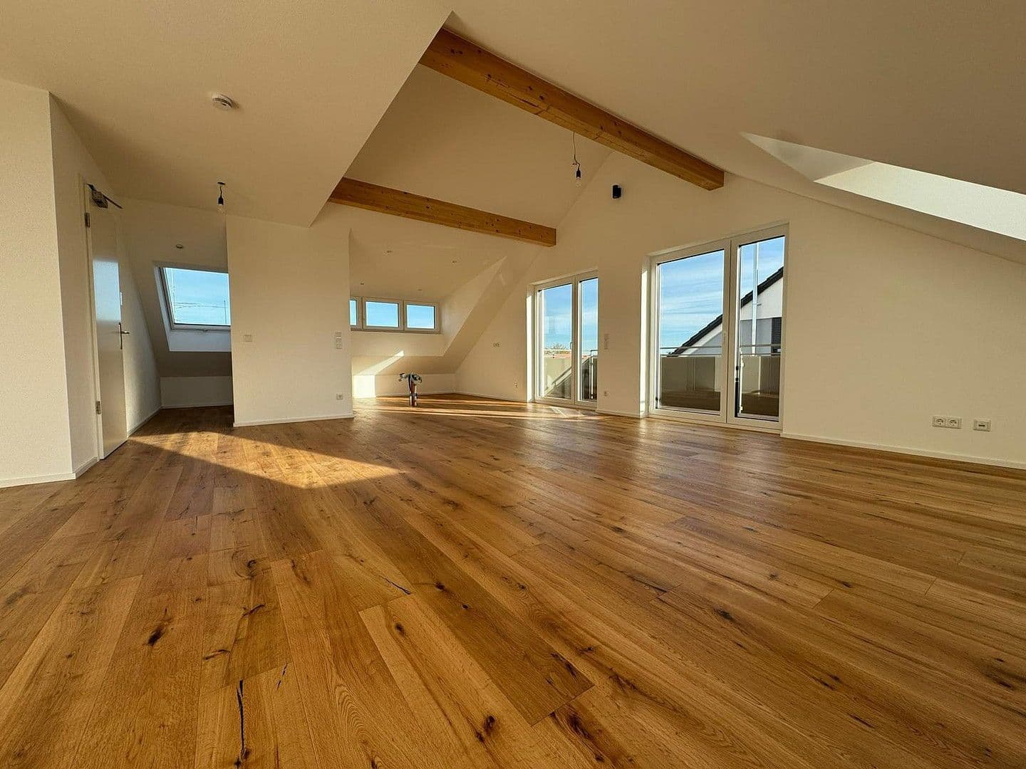 Prodej bytu 3+1 101 m², Am Wasserturm 16, Geisenfeld, Bavorsko Prodej bytu 3+1 101 m², Am Wasserturm 16, Geisenfeld, Bavorsko