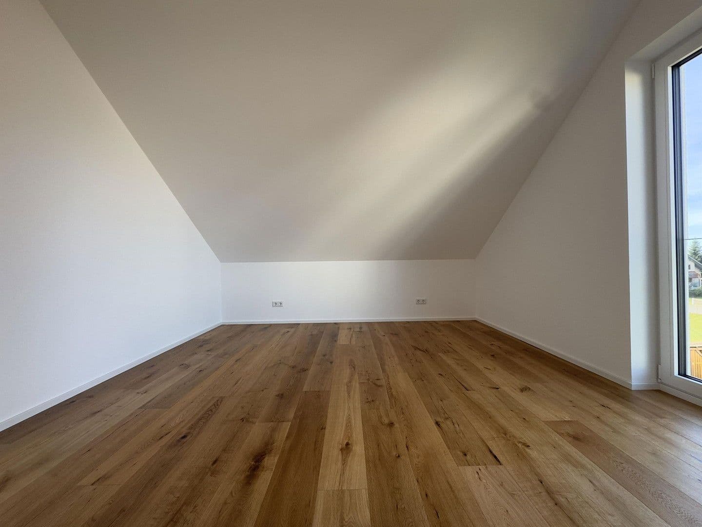 Prodej bytu 3+1 101 m², Am Wasserturm 16, Geisenfeld, Bavorsko Prodej bytu 3+1 101 m², Am Wasserturm 16, Geisenfeld, Bavorsko