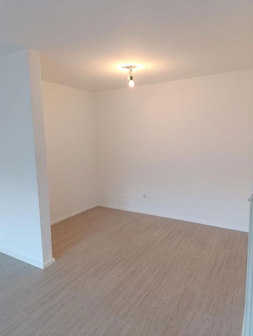 Pronájem bytu 1+kk 40 m², Ingolstadt, Bavorsko Pronájem bytu 1+kk 40 m², Ingolstadt, Bavorsko
