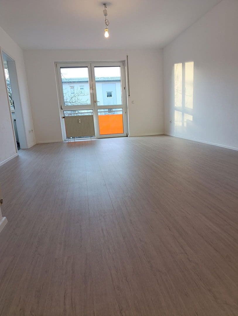 Pronájem bytu 1+kk 40 m², Ingolstadt, Bavorsko Pronájem bytu 1+kk 40 m², Ingolstadt, Bavorsko