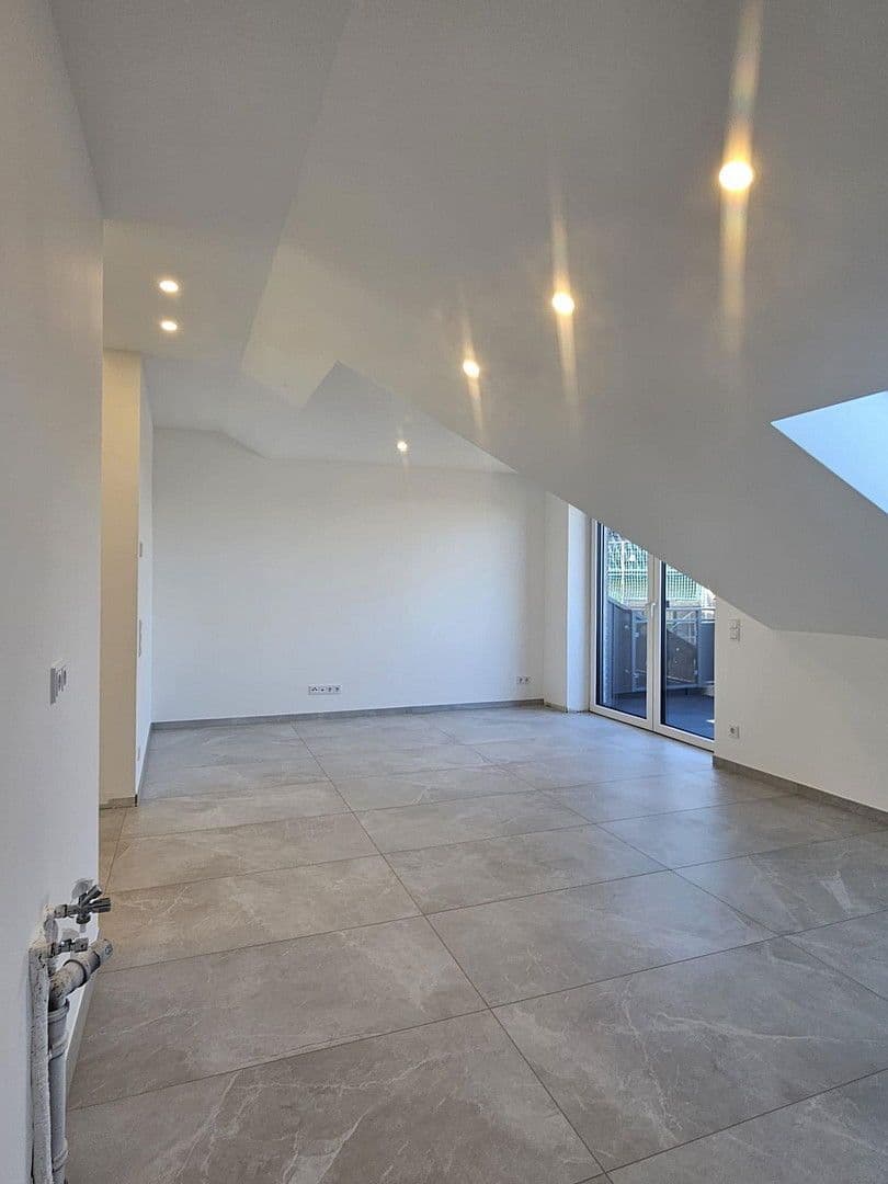 Pronájem bytu 3+1 83 m², Büscherhof 13a, Waldbröl, Severní Porýní-Vestfálsko Pronájem bytu 3+1 83 m², Büscherhof 13a, Waldbröl, Severní Porýní-Vestfálsko