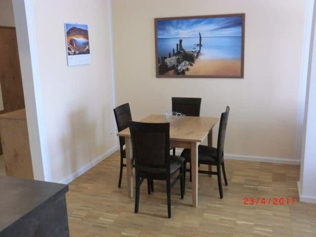 Pronájem bytu 2+1 55 m², Hanfelder Str. 7 a, Gauting OT-Oberbrunn, Bavorsko Pronájem bytu 2+1 55 m², Hanfelder Str. 7 a, Gauting OT-Oberbrunn, Bavorsko