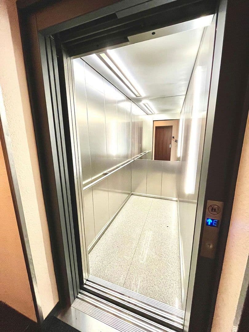 Prodej bytu 3+1 86 m², Augsburg, Bavorsko Prodej bytu 3+1 86 m², Augsburg, Bavorsko