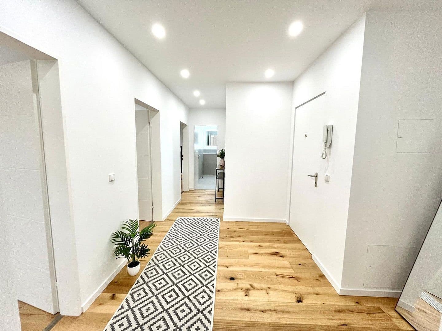 Prodej bytu 3+1 86 m², Augsburg, Bavorsko Prodej bytu 3+1 86 m², Augsburg, Bavorsko