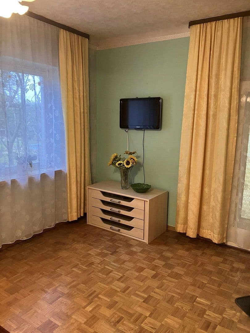 Prodej domu 100 m², pozemek 427 m², Gumpoldskirchen, Dolní Rakousko Prodej domu 100 m², pozemek 427 m², Gumpoldskirchen, Dolní Rakousko