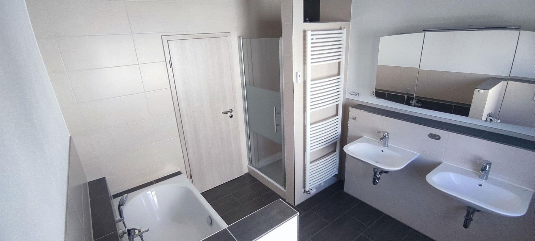 Prodej domu 129 m², pozemek 255 m², Dortmund, Severní Porýní-Vestfálsko Prodej domu 129 m², pozemek 255 m², Dortmund, Severní Porýní-Vestfálsko