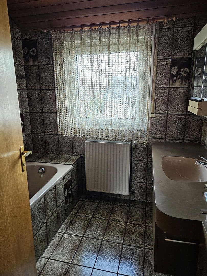 Prodej domu 196 m², pozemek 482 m², Böblingen, Bádensko-Württembersko Prodej domu 196 m², pozemek 482 m², Böblingen, Bádensko-Württembersko