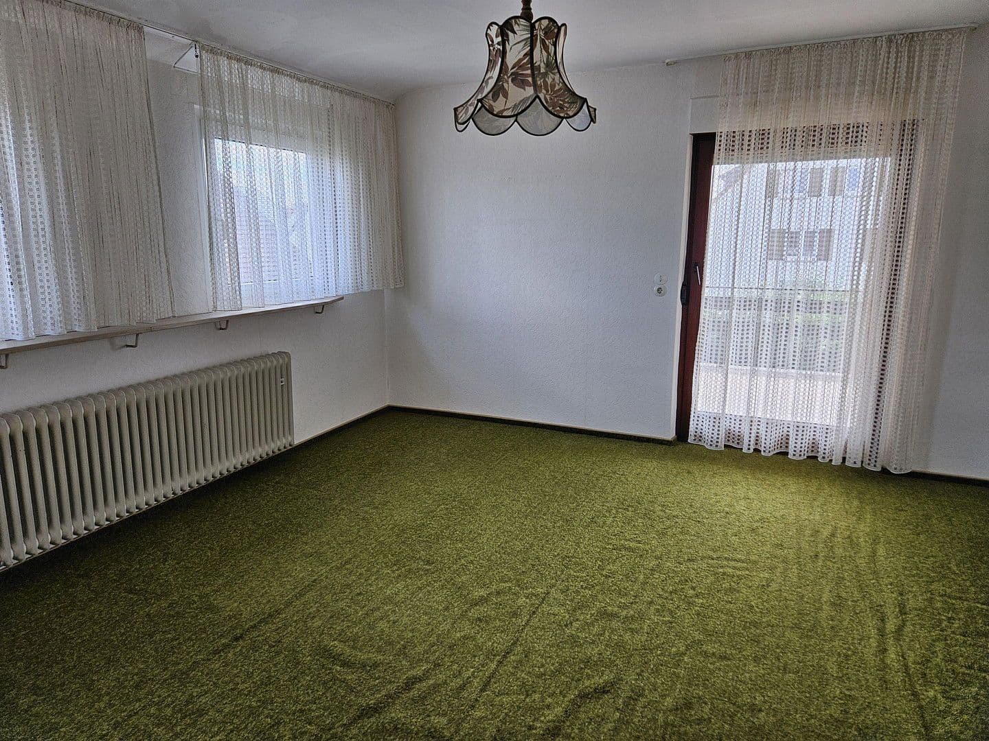 Prodej domu 196 m², pozemek 482 m², Böblingen, Bádensko-Württembersko Prodej domu 196 m², pozemek 482 m², Böblingen, Bádensko-Württembersko