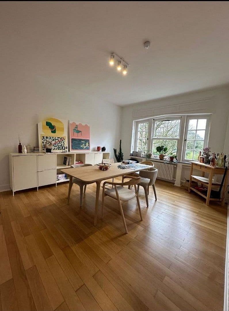 Prodej domu 331 m², pozemek 417 m², Yorckstrasse 37, Krefeld, Severní Porýní-Vestfálsko Prodej domu 331 m², pozemek 417 m², Yorckstrasse 37, Krefeld, Severní Porýní-Vestfálsko