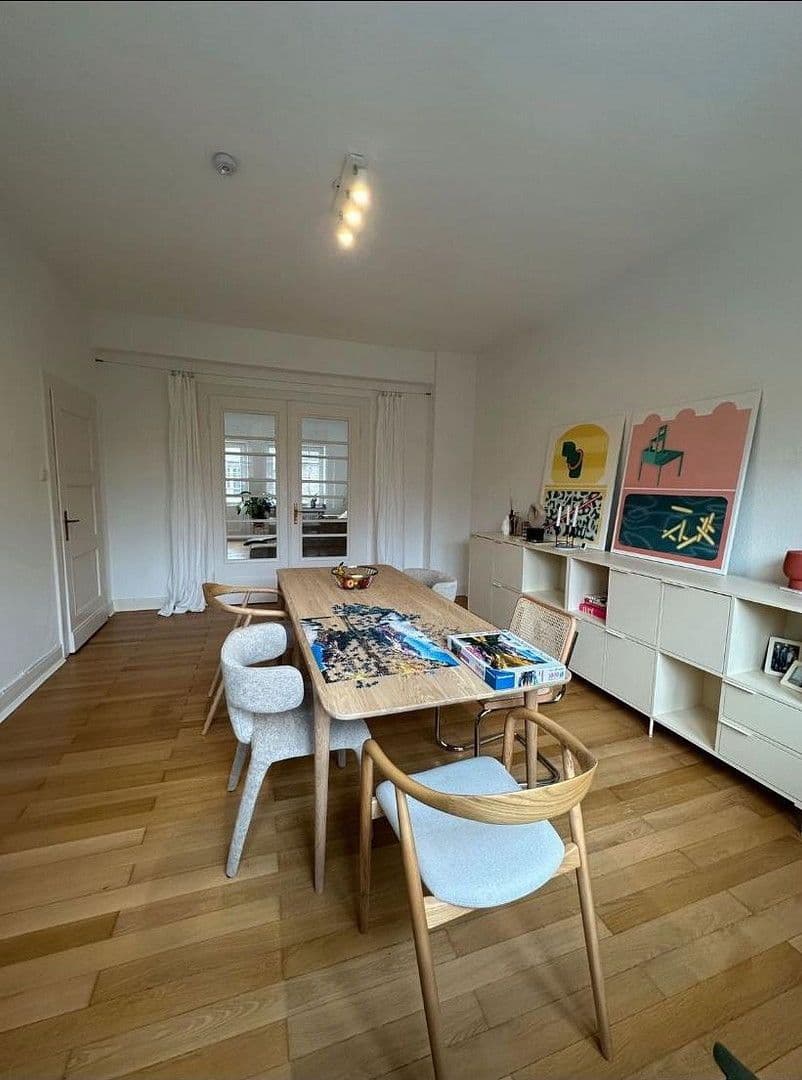 Prodej domu 331 m², pozemek 417 m², Yorckstrasse 37, Krefeld, Severní Porýní-Vestfálsko Prodej domu 331 m², pozemek 417 m², Yorckstrasse 37, Krefeld, Severní Porýní-Vestfálsko