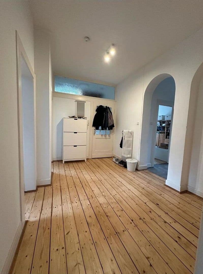 Prodej domu 331 m², pozemek 417 m², Yorckstrasse 37, Krefeld, Severní Porýní-Vestfálsko Prodej domu 331 m², pozemek 417 m², Yorckstrasse 37, Krefeld, Severní Porýní-Vestfálsko