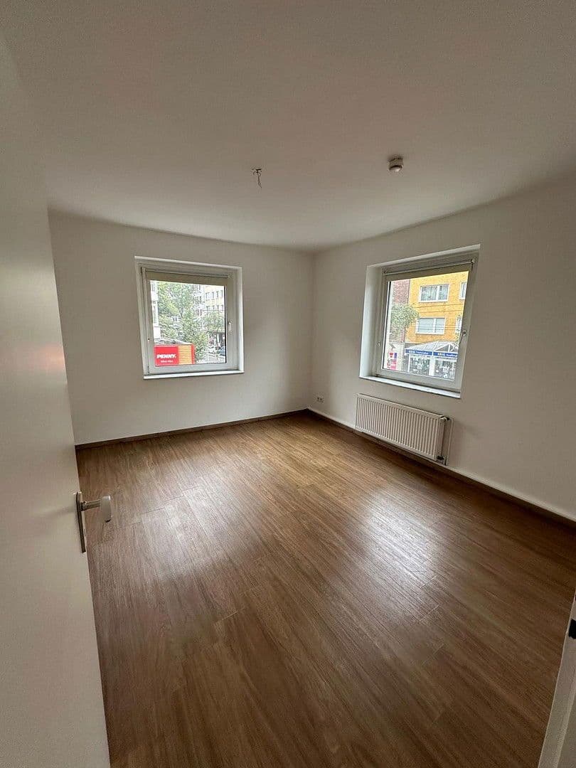 Prodej domu 520 m², pozemek 150 m², Konkordiastrasse 111, Düsseldorf, Severní Porýní-Vestfálsko Prodej domu 520 m², pozemek 150 m², Konkordiastrasse 111, Düsseldorf, Severní Porýní-Vestfálsko