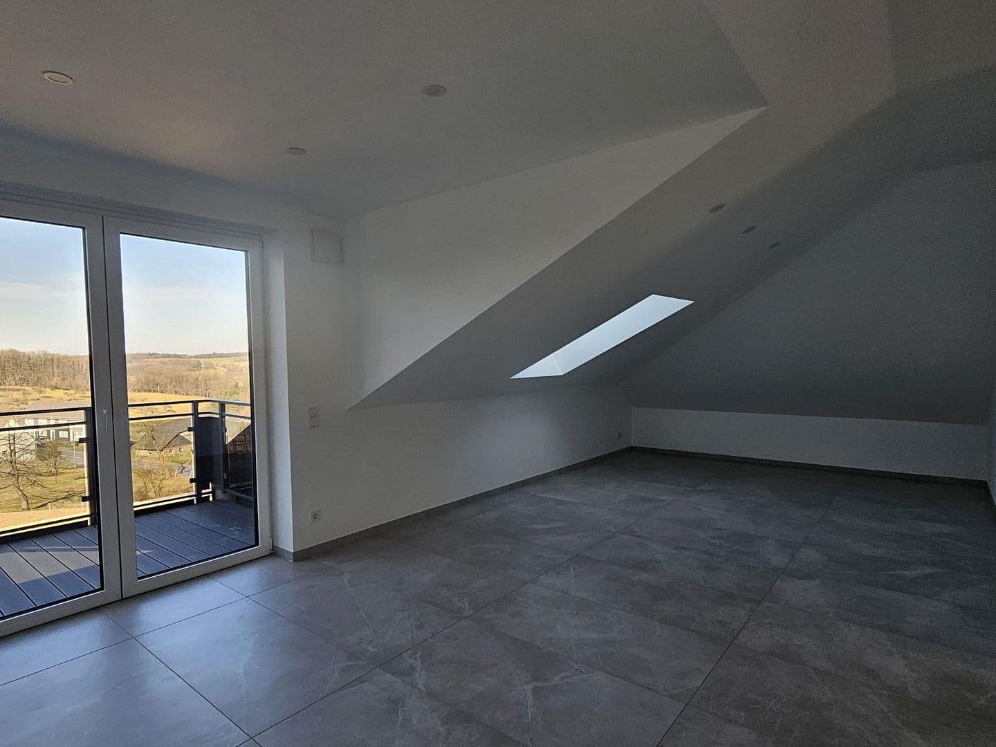 Pronájem bytu 3+1 81 m², Büscherhof 13a, Waldbröl, Severní Porýní-Vestfálsko Pronájem bytu 3+1 81 m², Büscherhof 13a, Waldbröl, Severní Porýní-Vestfálsko