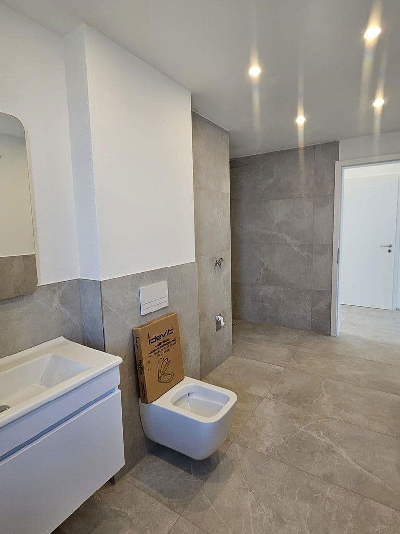 Pronájem bytu 3+1 81 m², Büscherhof 13a, Waldbröl, Severní Porýní-Vestfálsko Pronájem bytu 3+1 81 m², Büscherhof 13a, Waldbröl, Severní Porýní-Vestfálsko