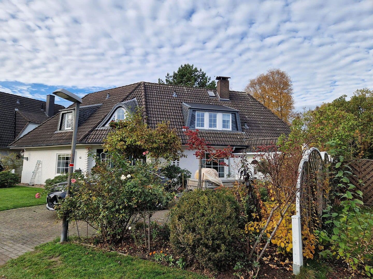 Prodej domu 240 m², pozemek 720 m², Lilienthal, Dolní Sasko Prodej domu 240 m², pozemek 720 m², Lilienthal, Dolní Sasko