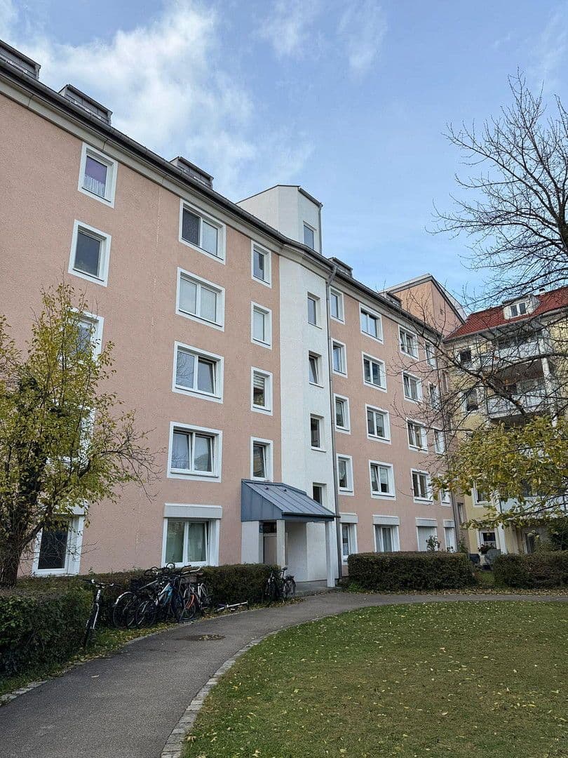 Prodej bytu 3+1 79 m², Unterschleißheim, Bavorsko Prodej bytu 3+1 79 m², Unterschleißheim, Bavorsko