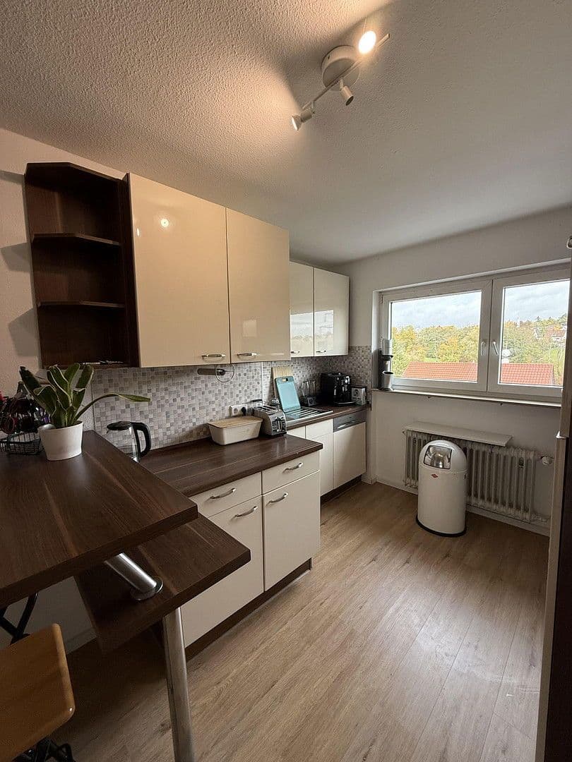 Pronájem bytu 3+kk 85 m², Körschstraße 49, Stuttgart-Plieningen, Bádensko-Württembersko Pronájem bytu 3+kk 85 m², Körschstraße 49, Stuttgart-Plieningen, Bádensko-Württembersko