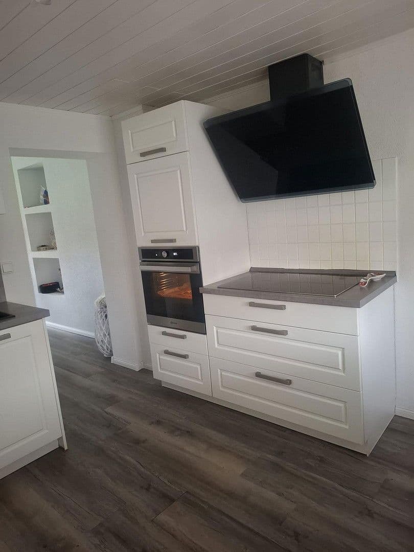 Prodej domu 150 m², pozemek 1.400 m², Hauptstrasse 14, Obererbach, Porýní-Falc Prodej domu 150 m², pozemek 1.400 m², Hauptstrasse 14, Obererbach, Porýní-Falc