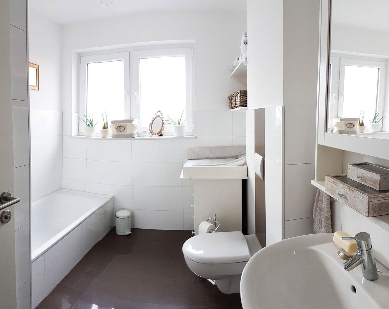 Prodej domu 535 m², pozemek 910 m², Bielefeld, Severní Porýní-Vestfálsko Prodej domu 535 m², pozemek 910 m², Bielefeld, Severní Porýní-Vestfálsko