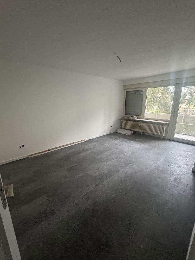 Pronájem bytu 1+1 32 m², Heinrich-Lanz-Ring 11, Viernheim, Hessen Pronájem bytu 1+1 32 m², Heinrich-Lanz-Ring 11, Viernheim, Hessen