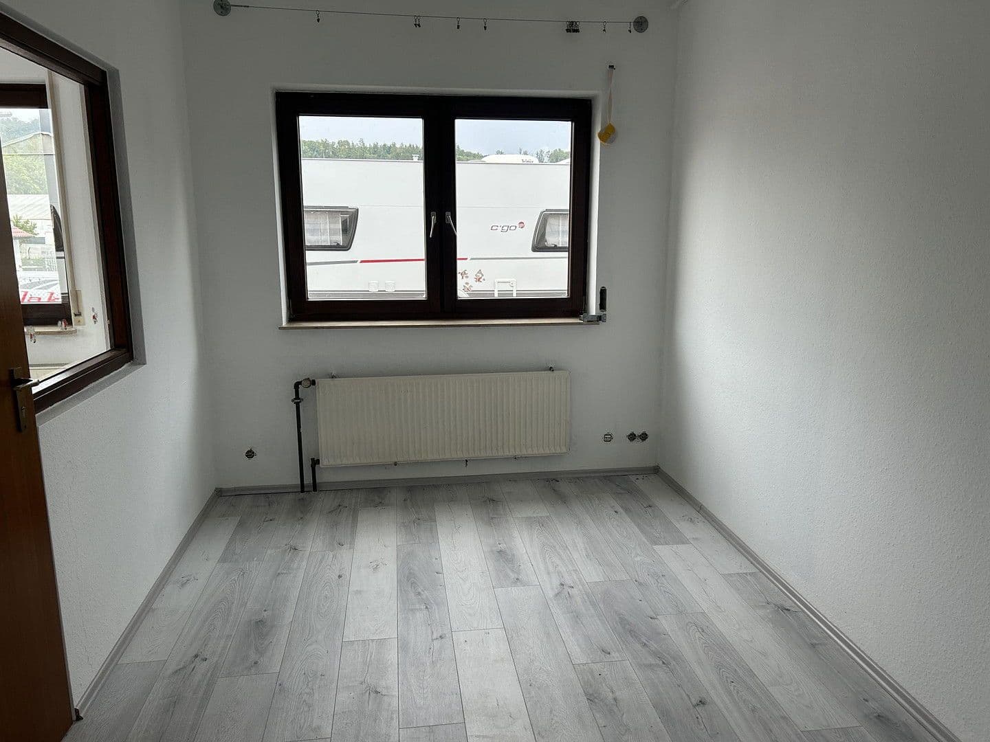 Pronájem nebytového prostoru 310 m², Maulbronn, Bádensko-Württembersko Pronájem nebytového prostoru 310 m², Maulbronn, Bádensko-Württembersko