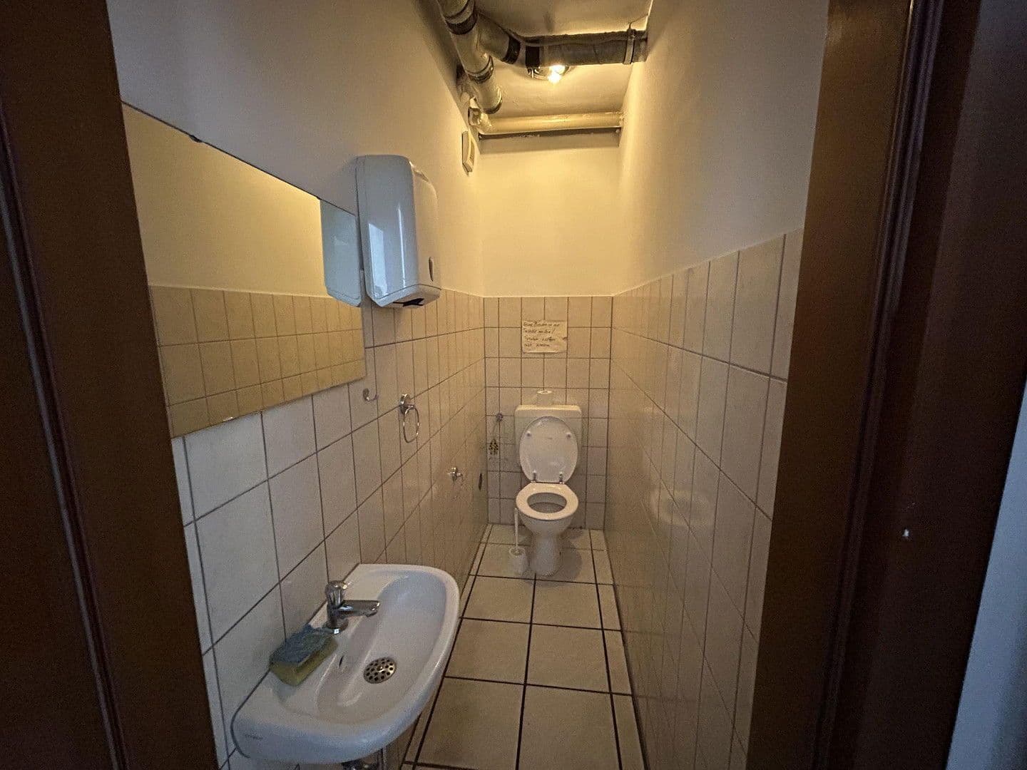 Pronájem nebytového prostoru 310 m², Maulbronn, Bádensko-Württembersko Pronájem nebytového prostoru 310 m², Maulbronn, Bádensko-Württembersko