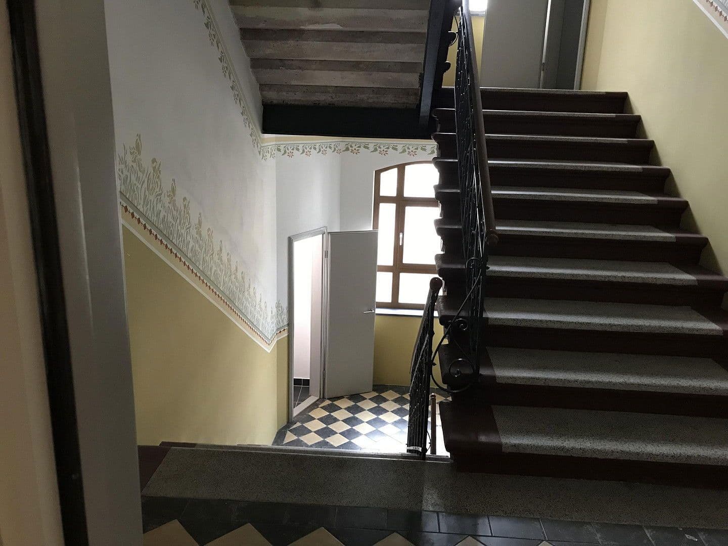 Pronájem bytu 2+1 98 m², Chemnitz, Sasko Pronájem bytu 2+1 98 m², Chemnitz, Sasko