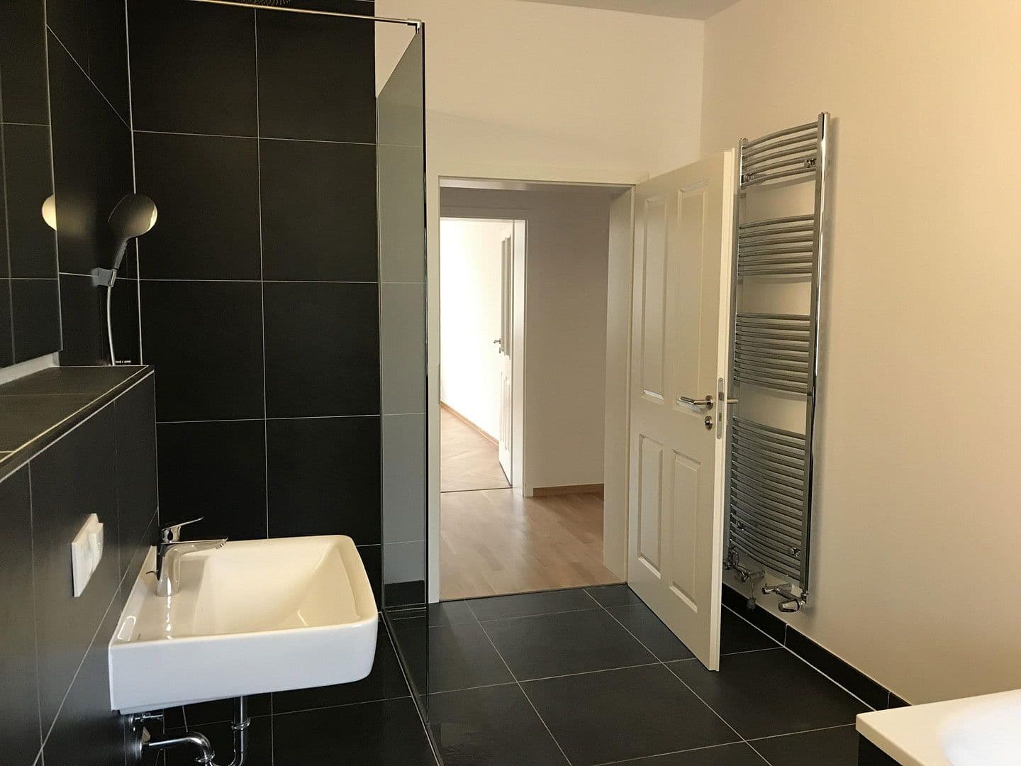 Pronájem bytu 2+1 98 m², Chemnitz, Sasko Pronájem bytu 2+1 98 m², Chemnitz, Sasko