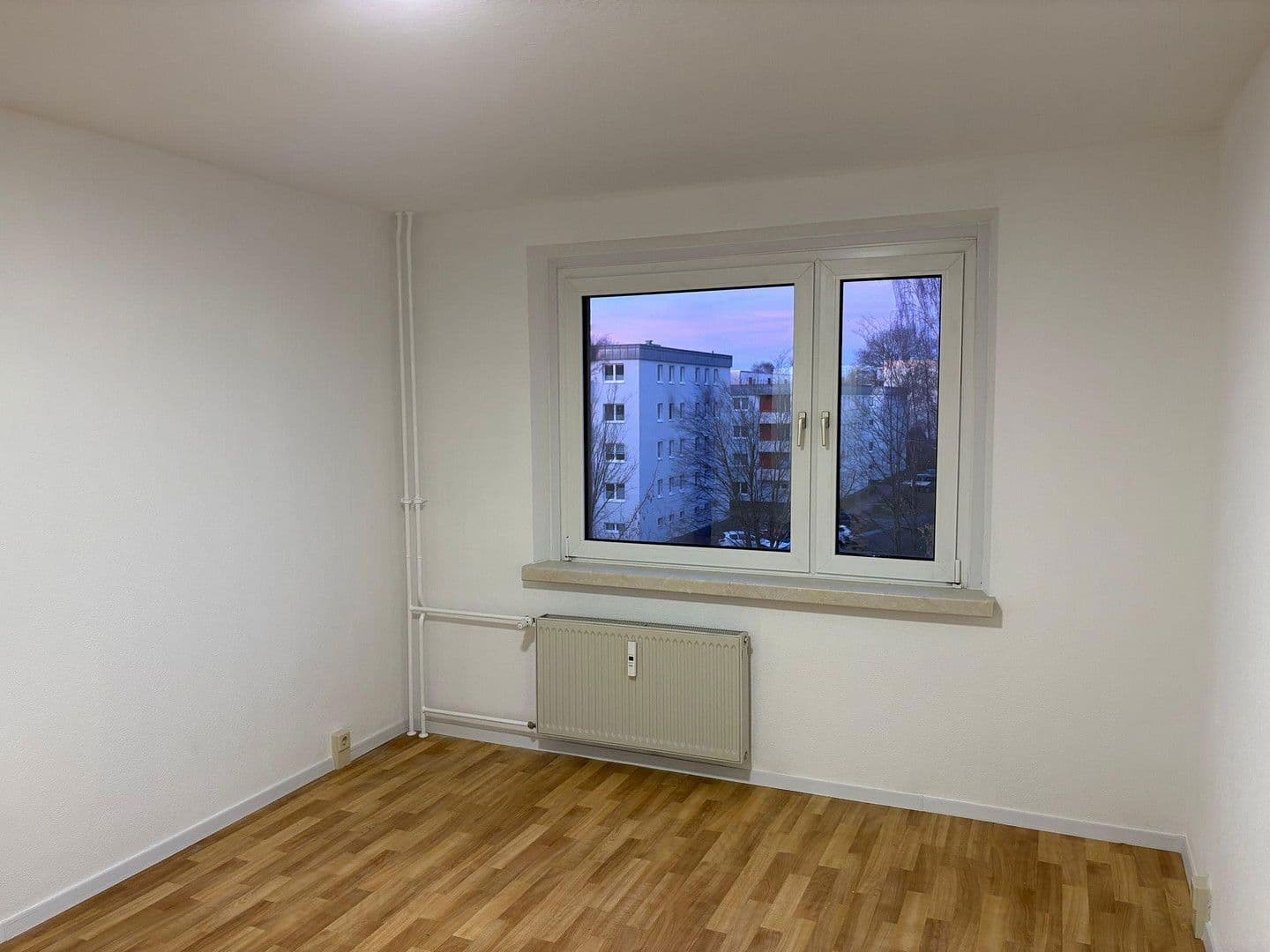 Prodej bytu 3+1 61 m², Maxim-Gorki-Straße 14, Stralsund, Mecklenburg-Vorpommern Prodej bytu 3+1 61 m², Maxim-Gorki-Straße 14, Stralsund, Mecklenburg-Vorpommern