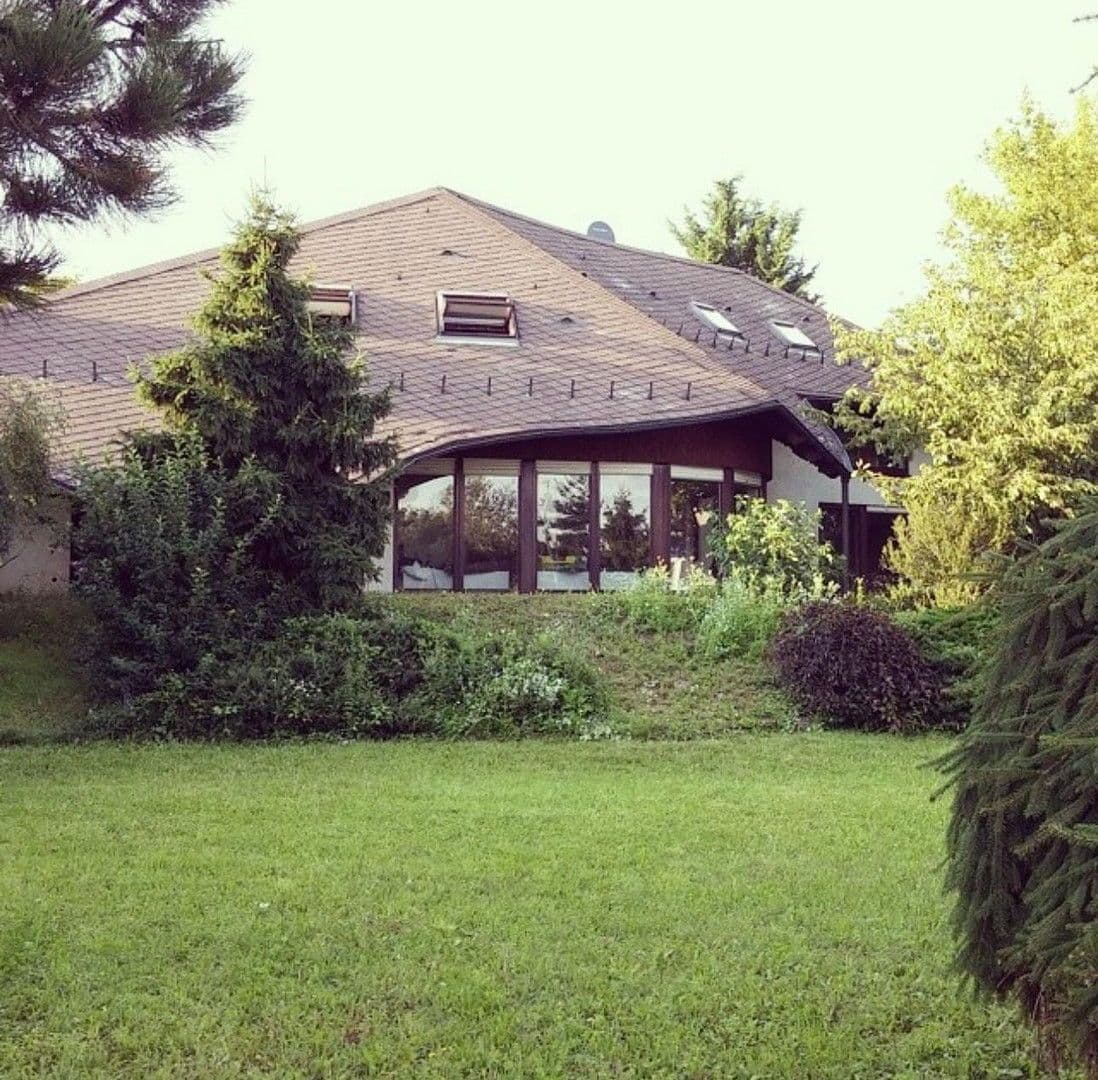 Prodej nebytového prostoru 3.682 m², Hagenbach, Porýní-Falc Prodej nebytového prostoru 3.682 m², Hagenbach, Porýní-Falc