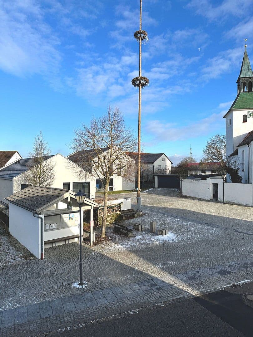 Pronájem domu 157 m², pozemek 450 m², Römerstraße 22, Preith, Bavorsko Pronájem domu 157 m², pozemek 450 m², Römerstraße 22, Preith, Bavorsko