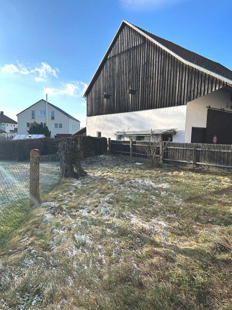 Pronájem domu 157 m², pozemek 450 m², Römerstraße 22, Preith, Bavorsko Pronájem domu 157 m², pozemek 450 m², Römerstraße 22, Preith, Bavorsko