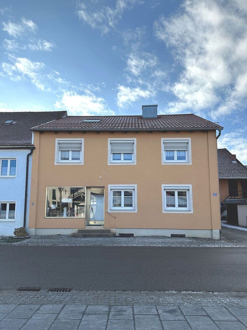 Pronájem domu 157 m², pozemek 450 m², Römerstraße 22, Preith, Bavorsko Pronájem domu 157 m², pozemek 450 m², Römerstraße 22, Preith, Bavorsko