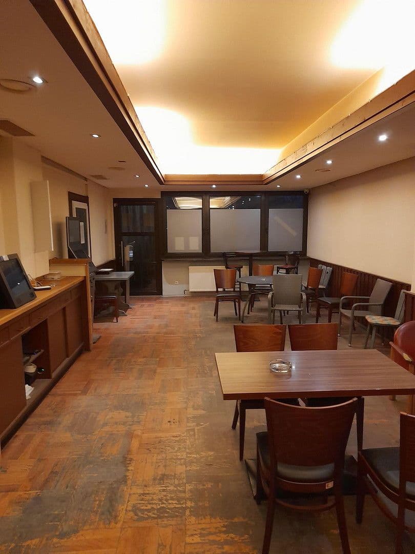 Prodej nebytového prostoru 234 m², Alzeyer Str.1, Frankfurt/Main, Hessen Prodej nebytového prostoru 234 m², Alzeyer Str.1, Frankfurt/Main, Hessen